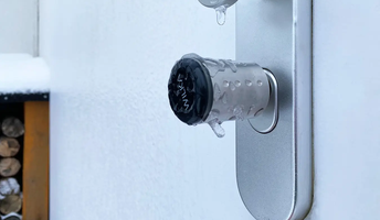 Schließtechnik für Außentüren und Haustüren Der elektronische Schließzylinder hält Eis und Schnee problemlos stand