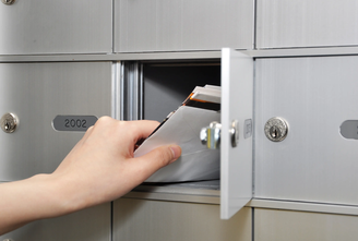 Customised cylinders for use in access doors to the control station, valuables compartments, inspection hatches, vending machines or letterboxes Customised cylinders for use in access doors to the control station, valuables compartments, inspection hatches, vending machines or letterboxes