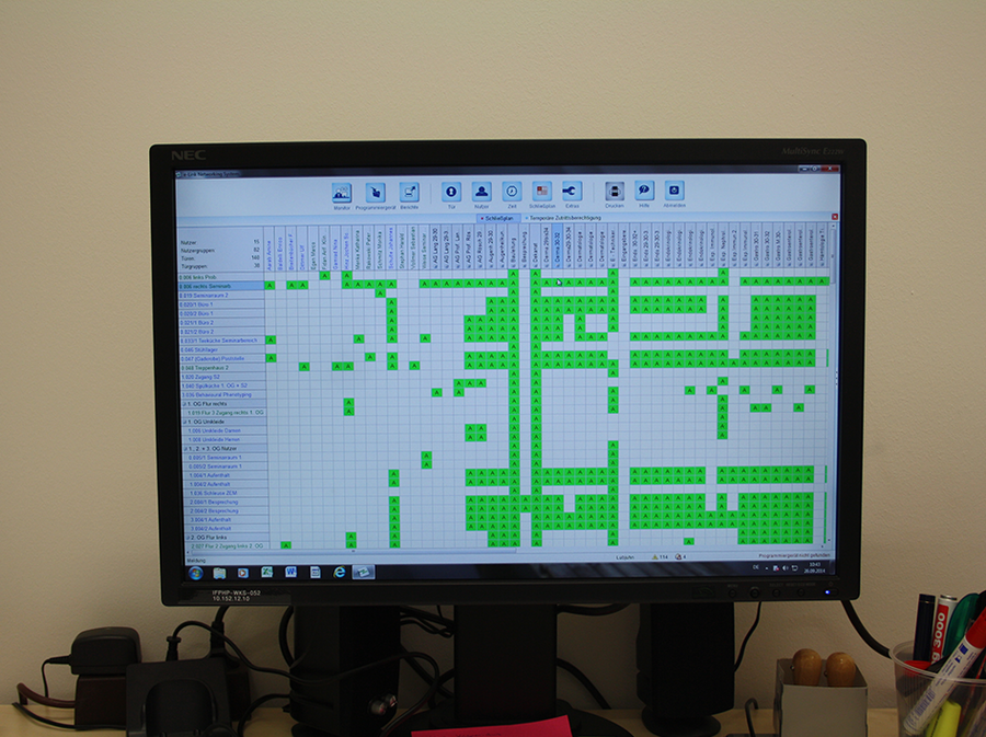 Granting access authorisations via the WILKA easy software
